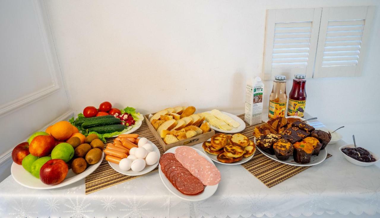 Vera View Hotel Τυφλίδα Εξωτερικό φωτογραφία
